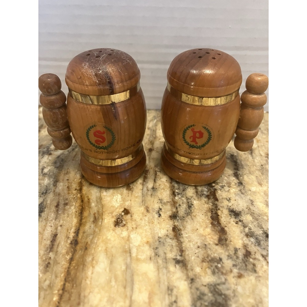 Vintage Mid Century Wood Keg Barrel Salt and Pepper Shakers Kitchen Home Decor